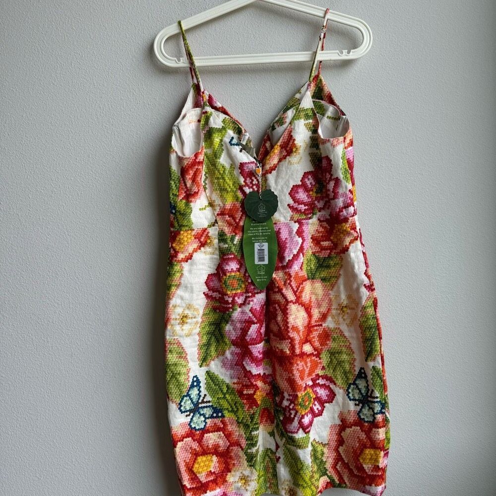 NWT Farm Rio Anthropologie Vintage Floral Deep V Mini Dress Size Medium Vacay - Picture 3 of 6